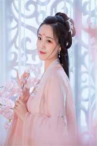 带着空间穿越，我成千金宠儿柳筠上官珩抖音小说全文阅读完整版txt在线阅读