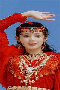 热门作品让相亲杨蜜，没让你带她冰川盗墓